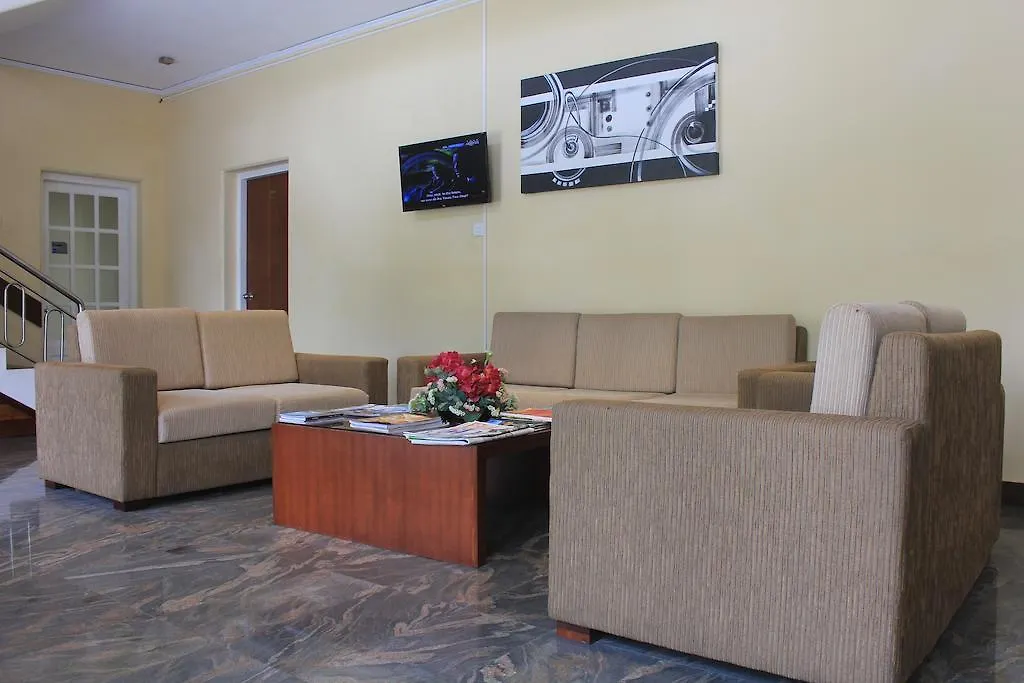 Grand 7 Hotel Thalawathugoda Talawatugoda 3*,