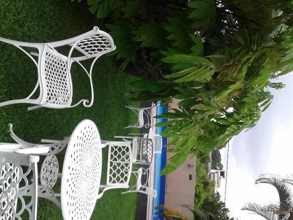 Grand 7 Hotel Thalawathugoda Talawatugoda 3*,