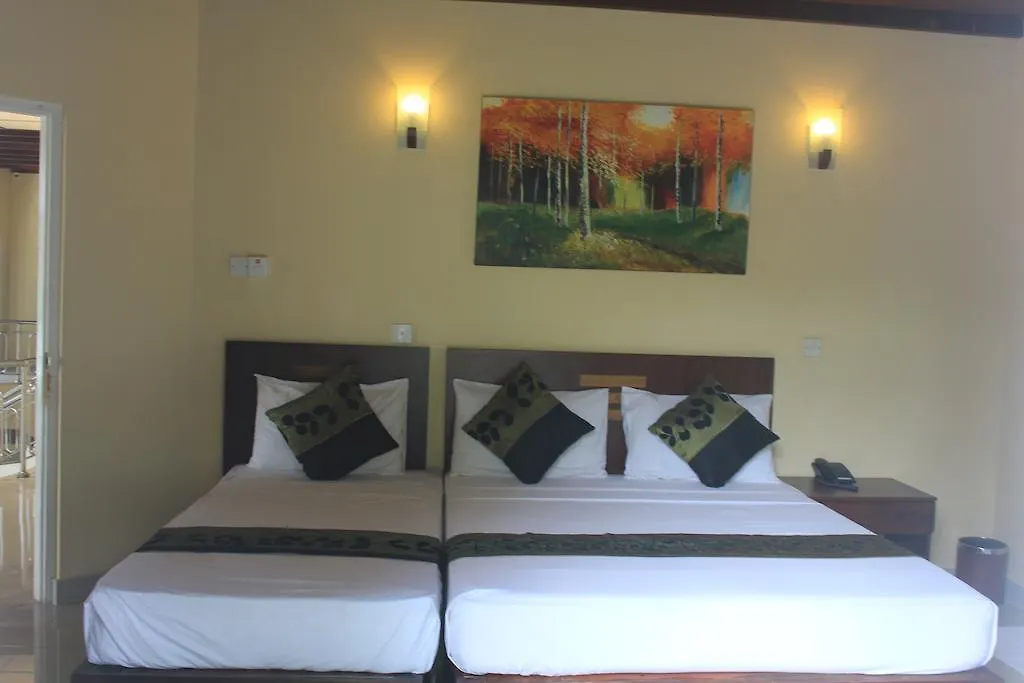 Grand 7 Hotel Thalawathugoda Talawatugoda 3*,